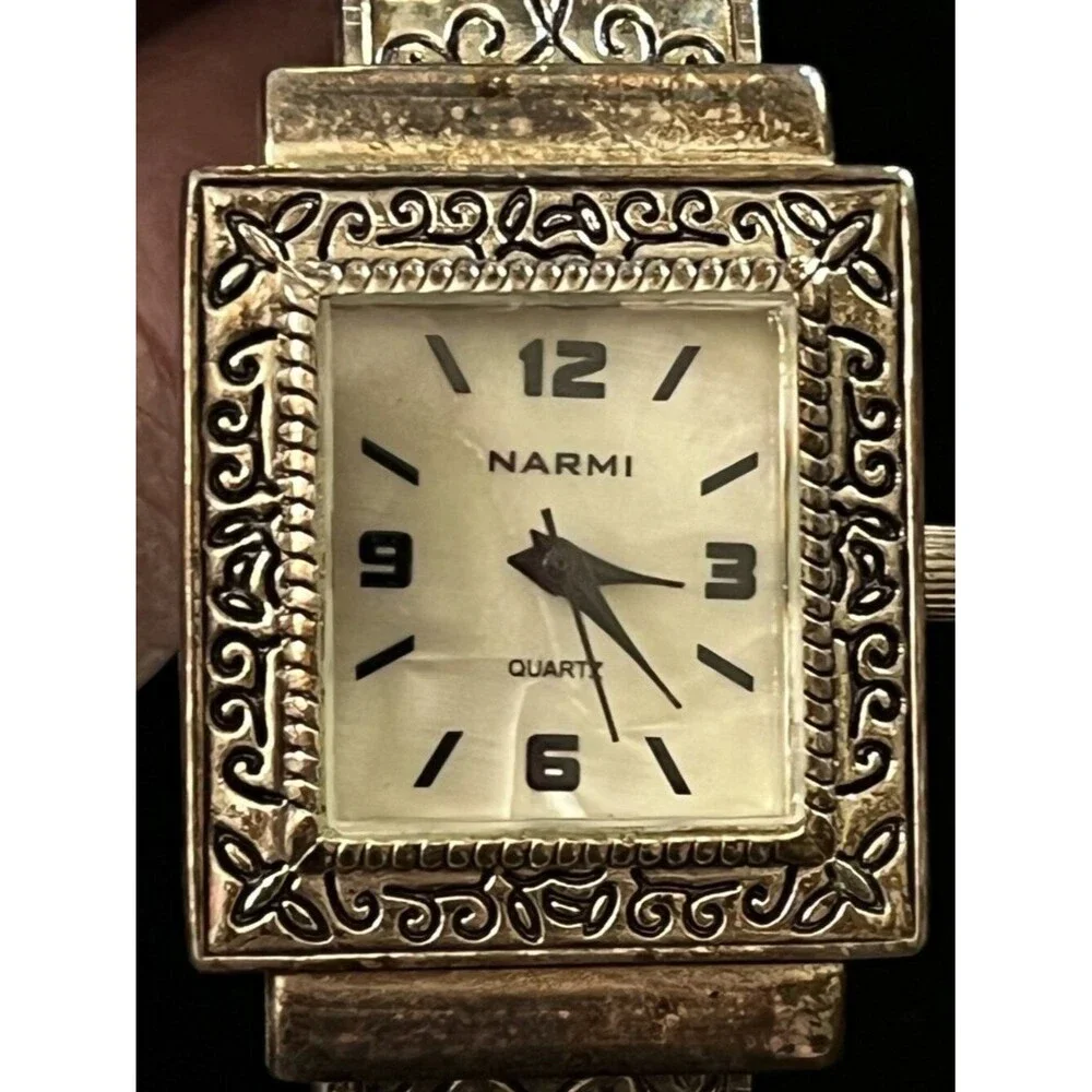 Narmi 5070 Silver Tone Cuff Watch Hinged Patina Quartz